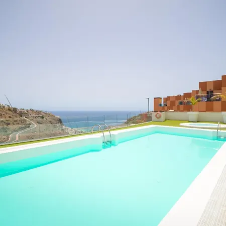 House In Near Playa De Amadores Feriehus *